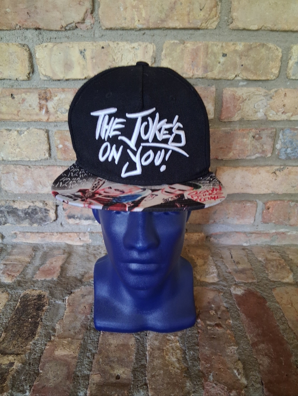 DC COMICS SUICIDE SQUAD SNAPBACK CAP (JOKER & HARLEY QUINN